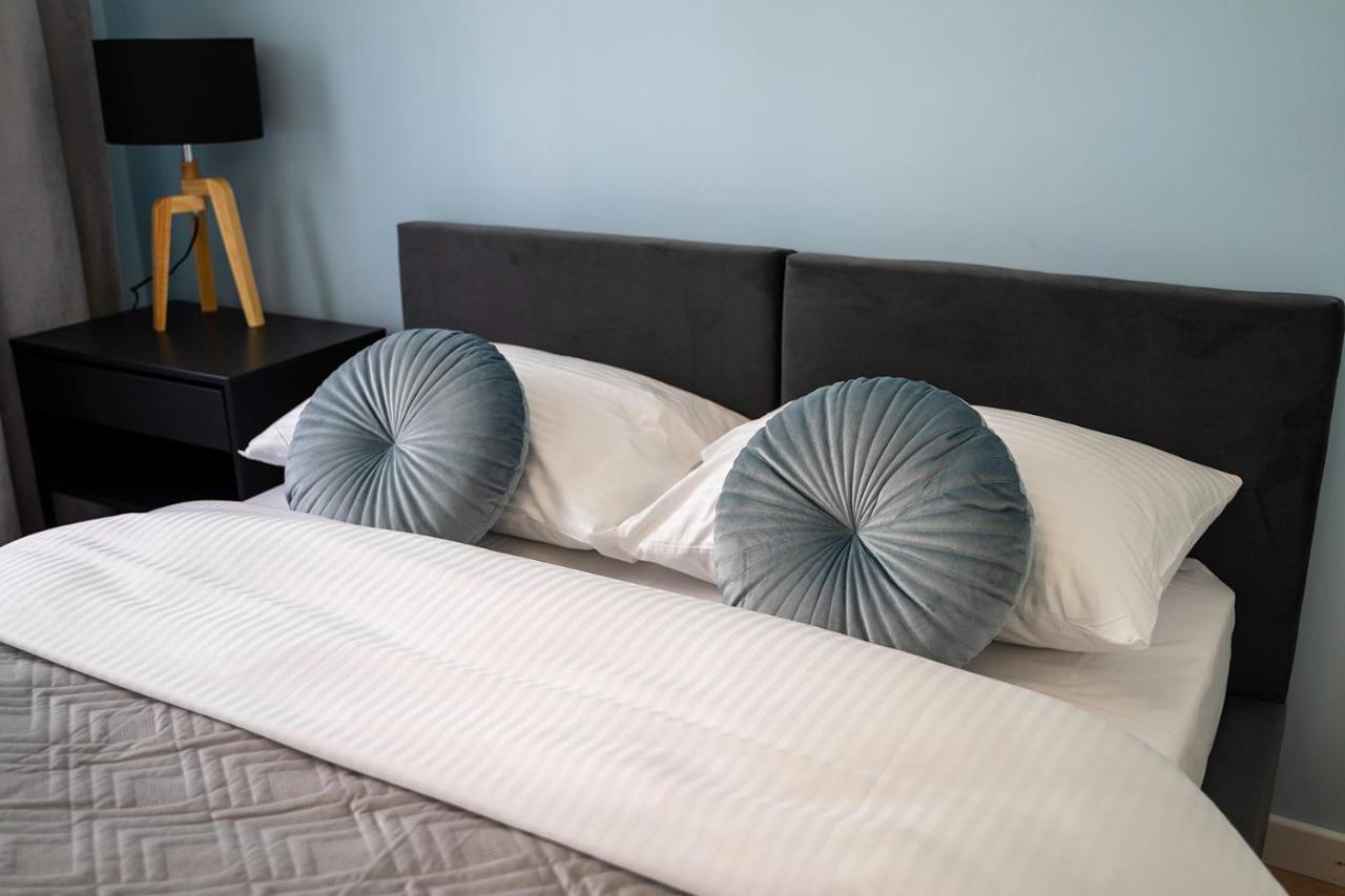 Ursus Comfy With Free Parking Apartment